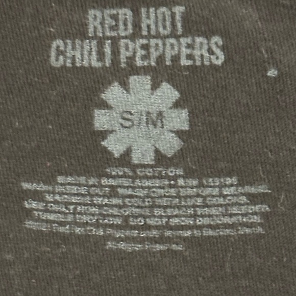 Red Hot Chili Peppers Graphic T-Shirt Size S/M - Picture 5 of 5